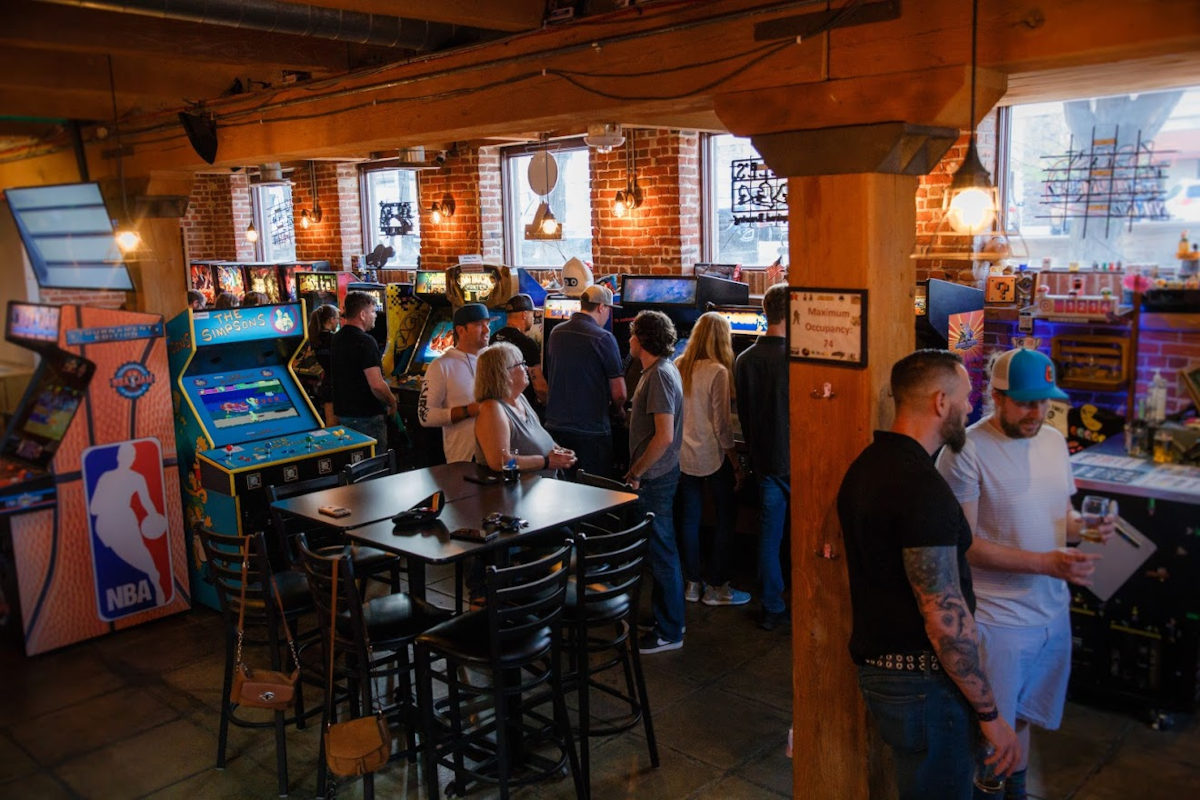 Quarters Bar & Arcade